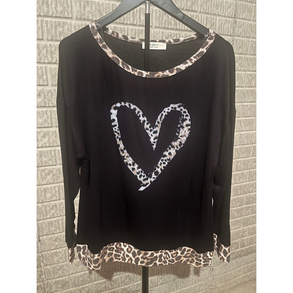 Black Heart Print Long Sleeve‎ Top Leopard Trim Medium